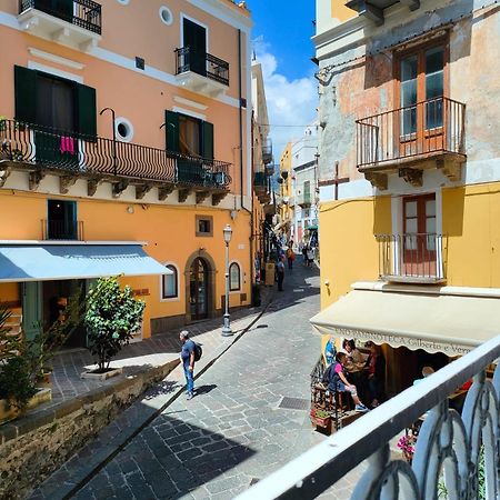 Lipari Suite B&B Екстер'єр фото