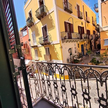 Lipari Suite B&B Екстер'єр фото