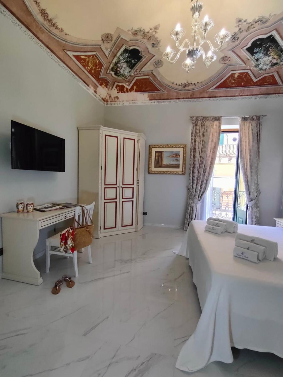 Lipari Suite B&B Екстер'єр фото